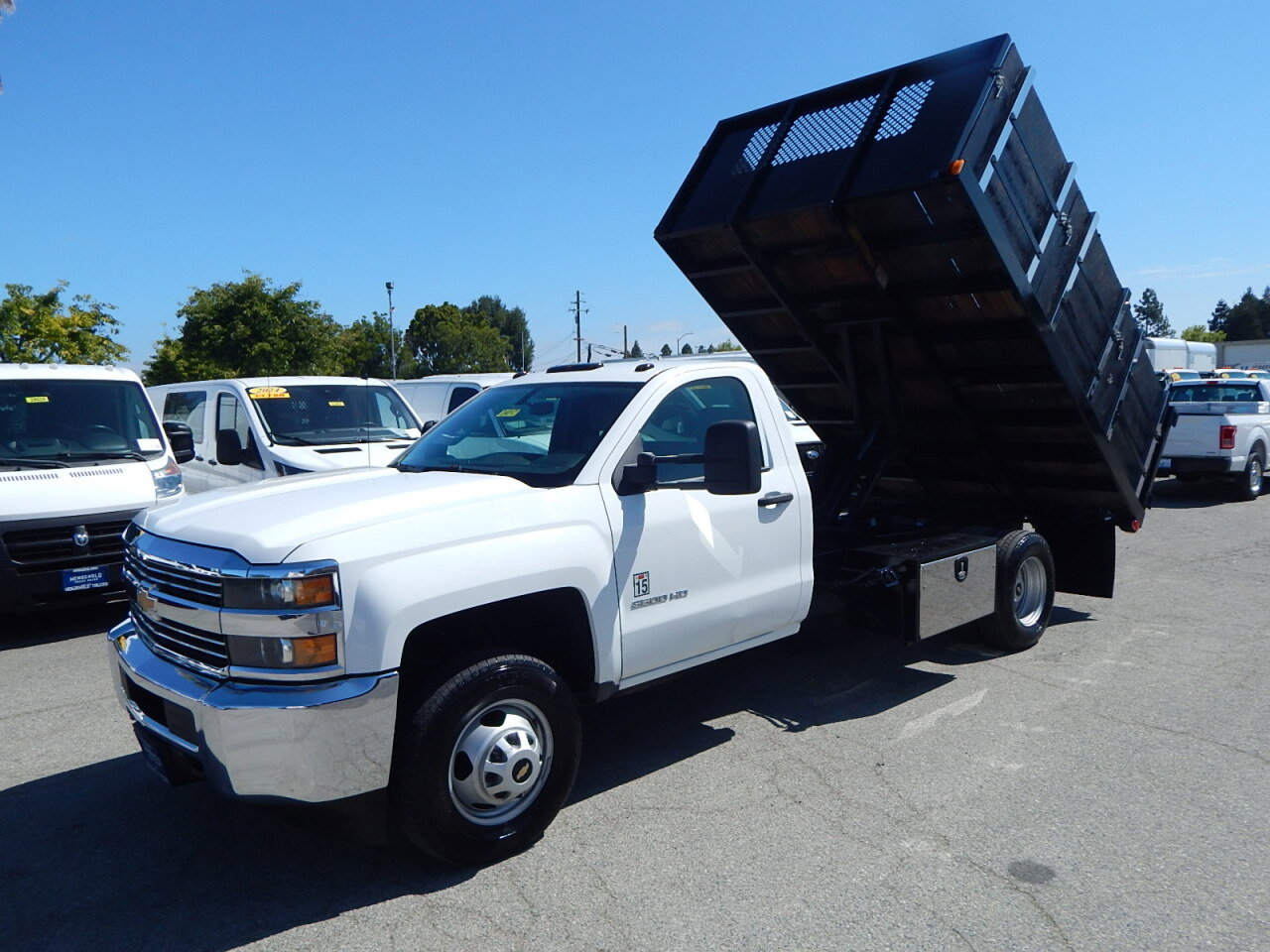 Used 2015 Chevrolet Silverado 3500 W/T RWD image 1