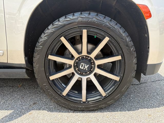 Used 2021 GMC Yukon Denali w/ Denali Premium Package AWD/4WD image 12