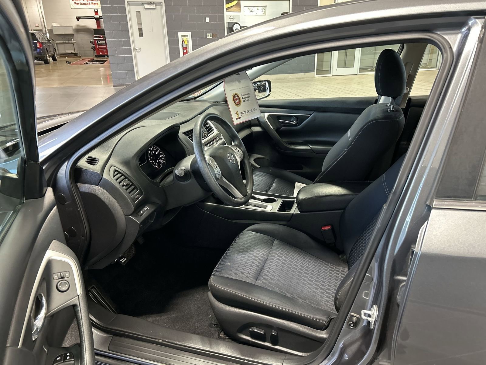 Used 2017 Nissan Altima 2.5 S w/ Power Driver Seat Package FWD image 12