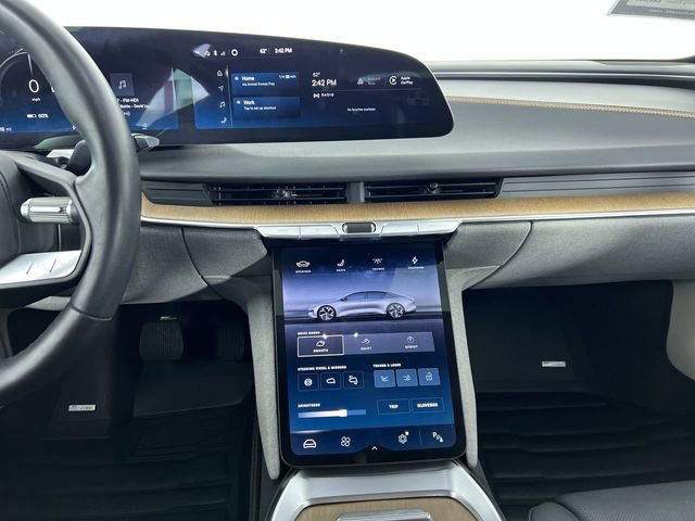 Used 2024 Lucid Air Touring image 13