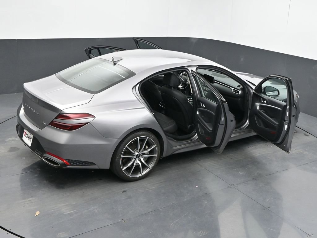Used 2025 Genesis G70 2.5T image 62