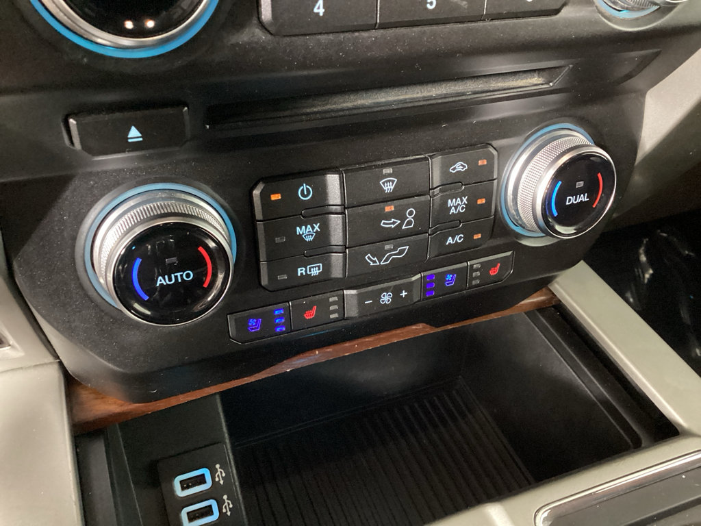 Used 2018 Ford F150 King Ranch w/ Equipment Group 601A Luxury AWD/4WD image 27