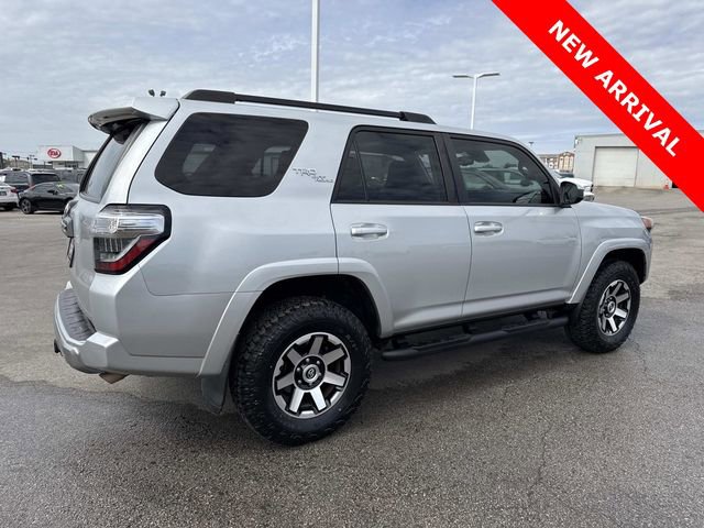 Used 2021 Toyota 4Runner TRD Off-Road image 2