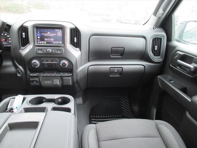 Used 2025 Chevrolet Silverado 1500 Custom Trail Boss AWD/4WD image 14