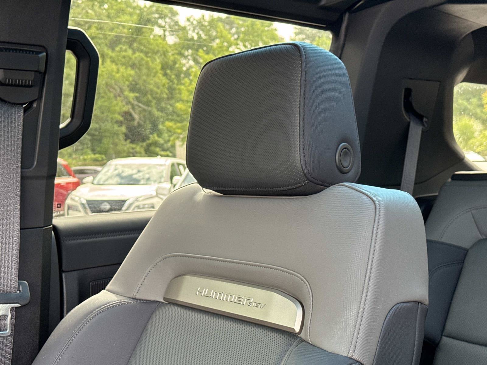 Used 2025 GMC Hummer EV 2X AWD/4WD image 24