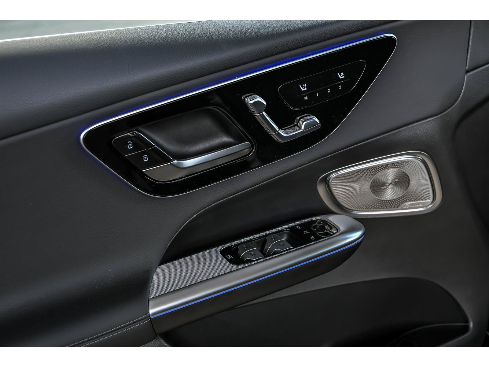 Certified 2026 Mercedes-Benz GLC 300 4MATIC image 5