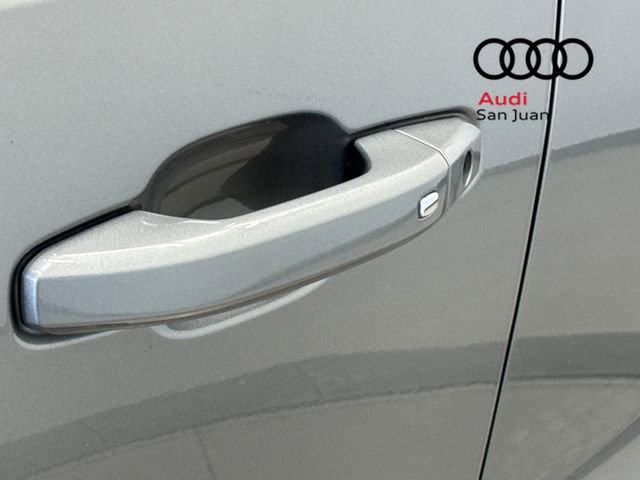 Used 2023 GMC Canyon AT4X image 10