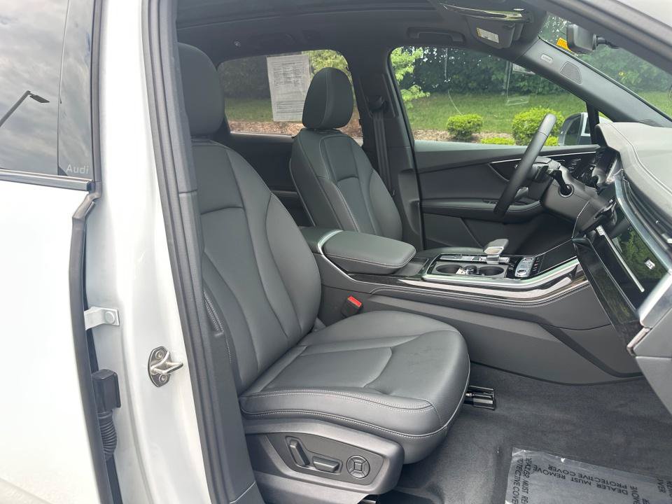 Certified 2026 Audi Q7 3.0T Premium Plus AWD/4WD image 28