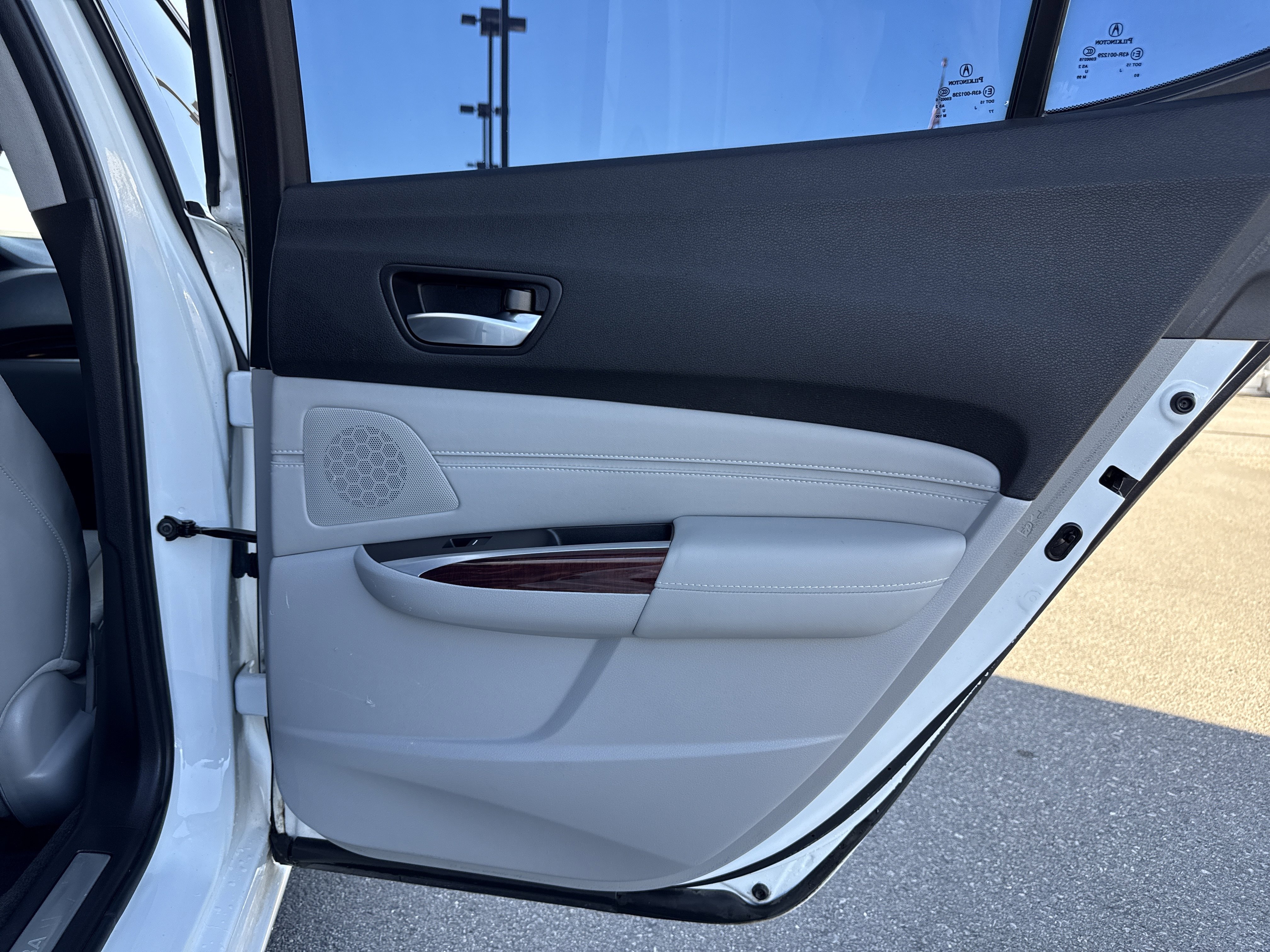 Used 2016 Acura TLX Tech image 34