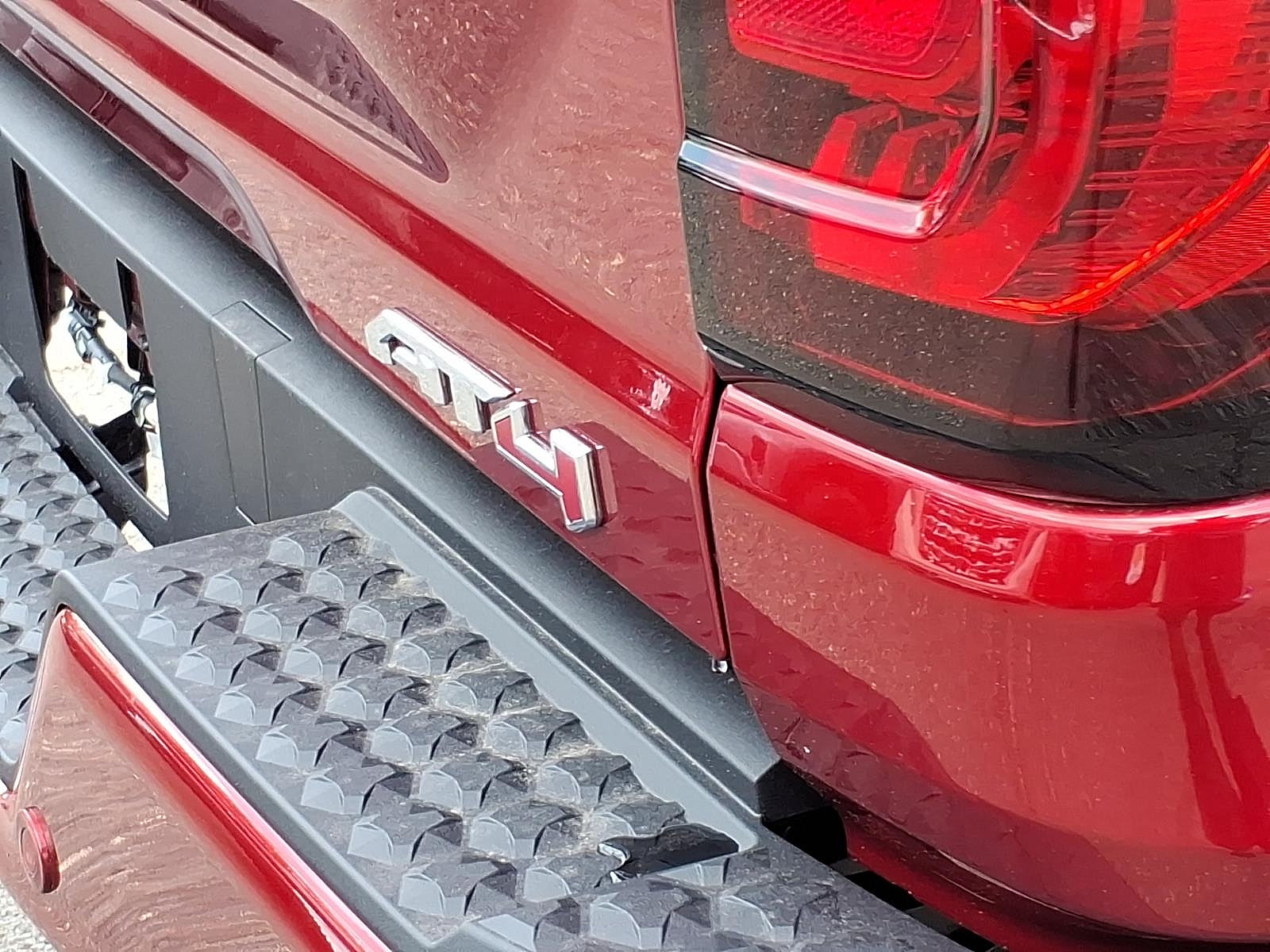 New 2026 GMC Canyon AT4 w/ Technology Plus Package AWD/4WD image 6