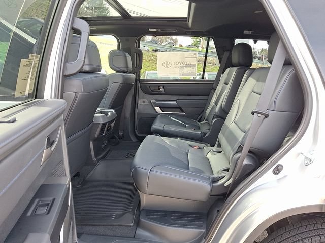 Used 2026 Toyota Sequoia Platinum AWD/4WD image 10