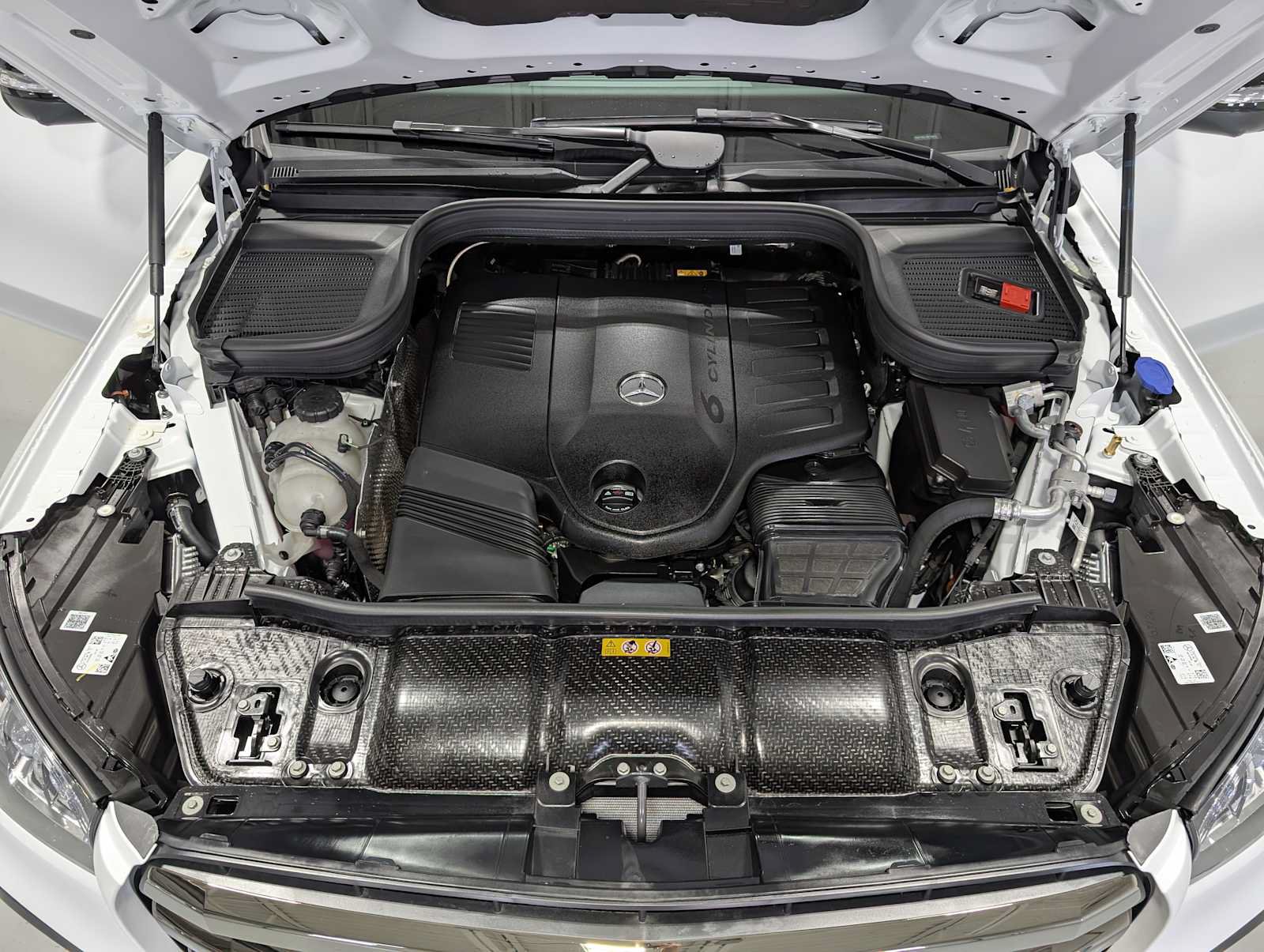 New 2026 Mercedes-Benz GLS 450 4MATIC image 12