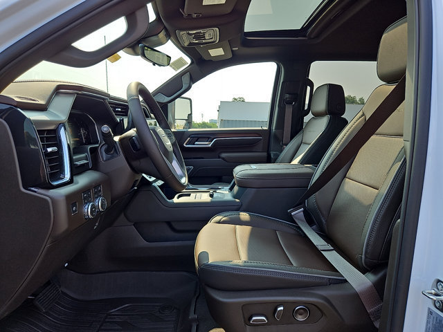 New 2026 GMC Sierra 2500 Denali w/ Denali Reserve Package AWD/4WD image 11