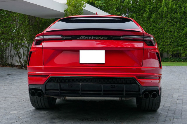 Used 2019 Lamborghini Urus image 7
