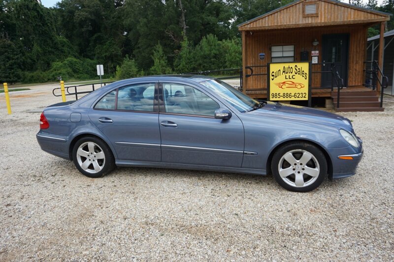 Used 2004 Mercedes-Benz E 500 4MATIC Sedan image 18
