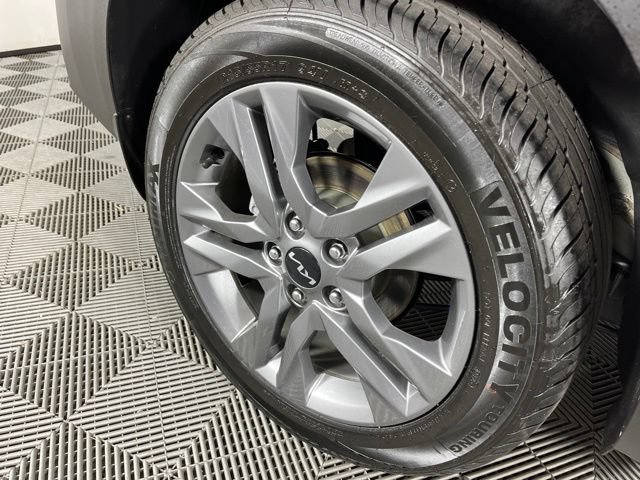 Used 2023 Kia Seltos S FWD image 17