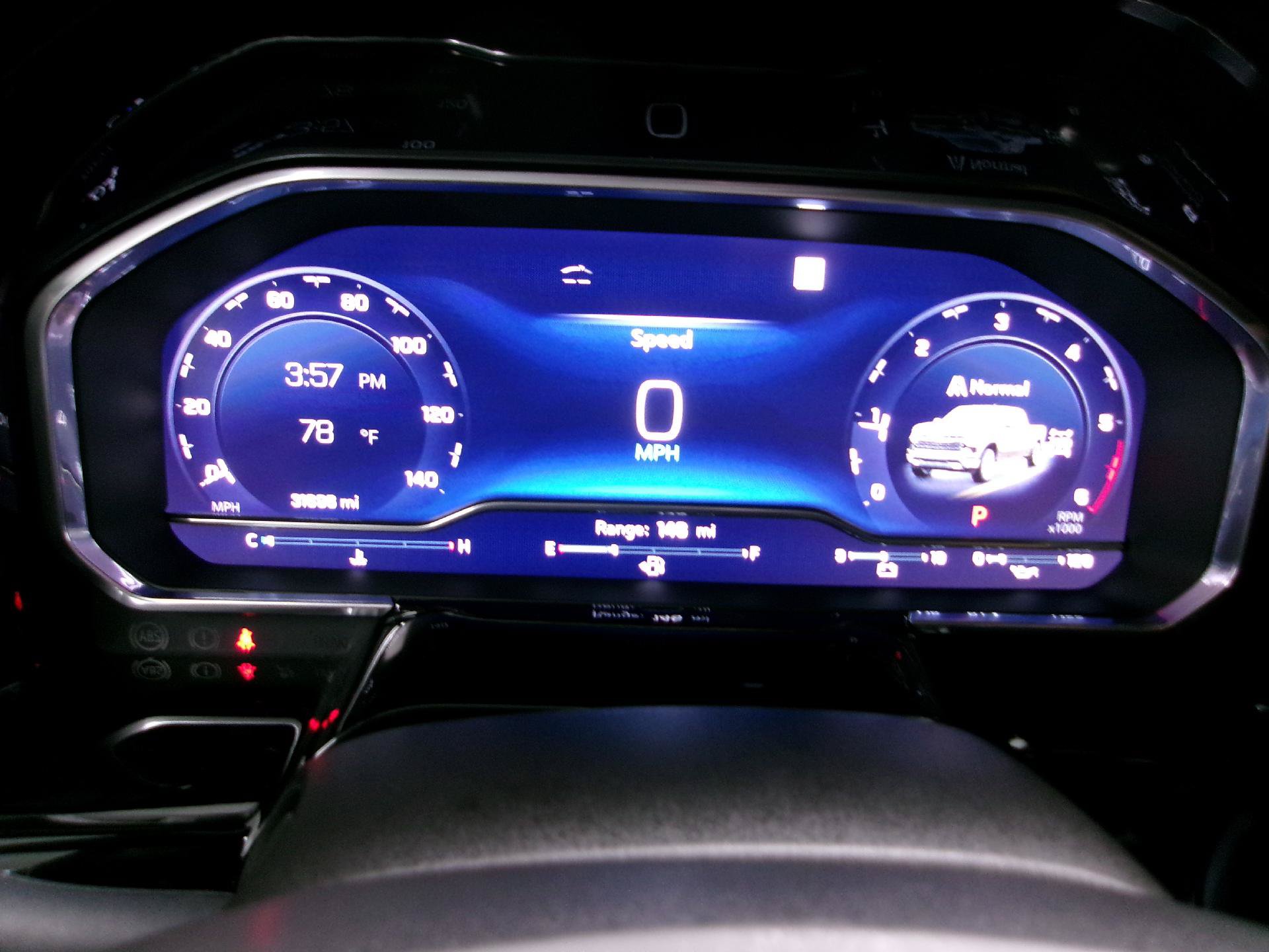 Used 2023 Chevrolet Silverado 1500 RST w/ Redline Edition AWD/4WD image 6