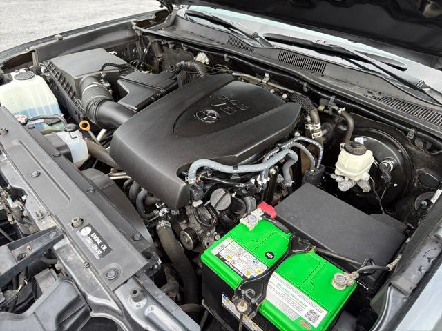 Used 2019 Toyota Tacoma SR w/ SR Convenience Package AWD/4WD image 34