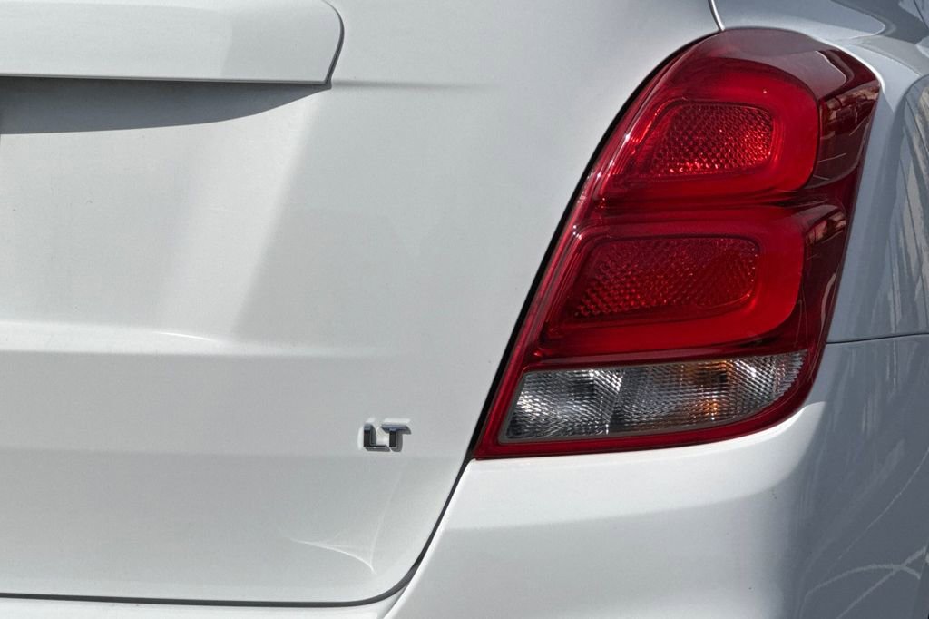 Used 2018 Chevrolet Trax LT w/ LT Convenience Package image 13