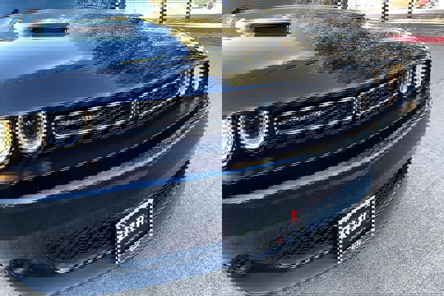 Used 2023 Dodge Challenger SXT image 25