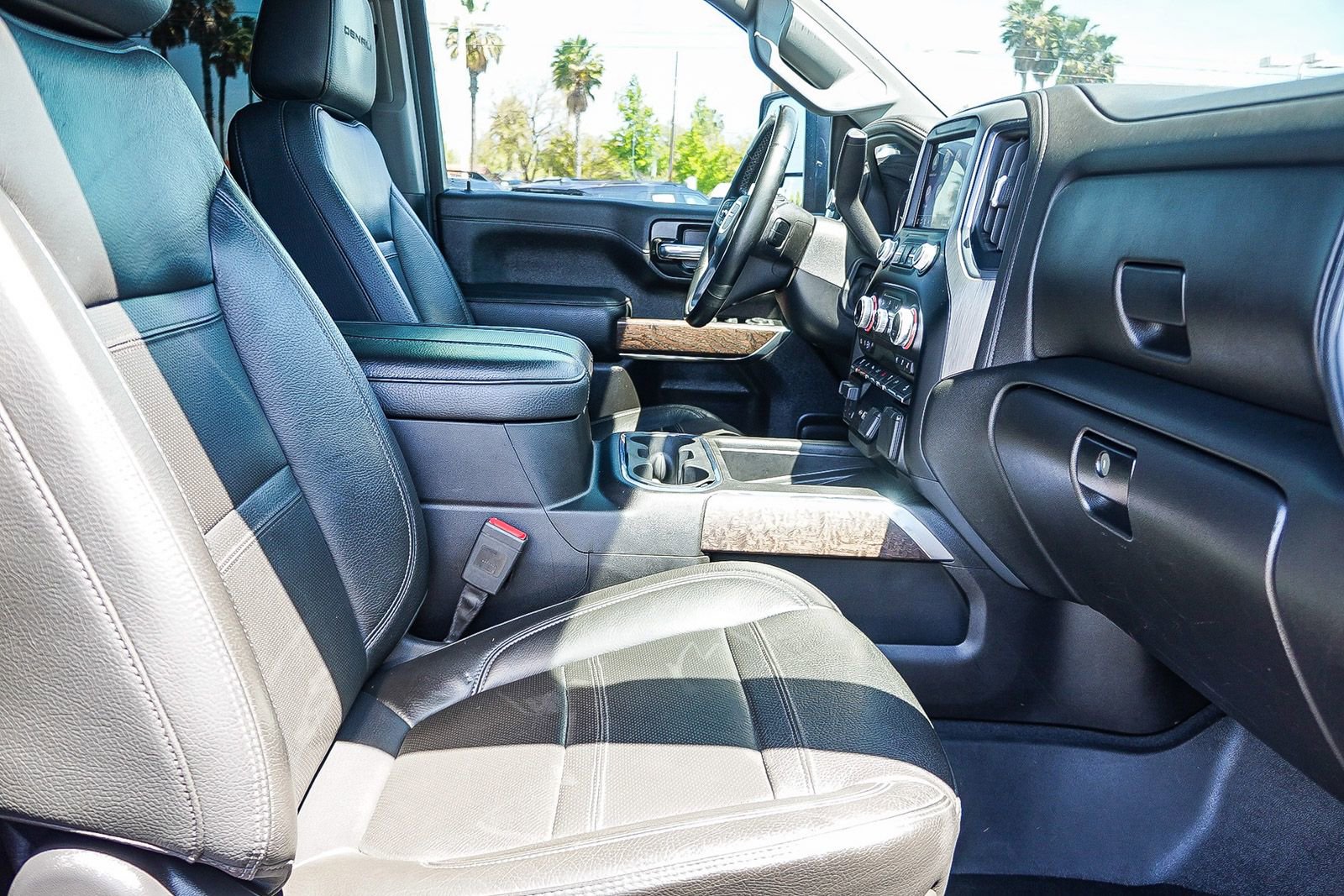 Used 2023 GMC Sierra 2500 Denali AWD/4WD image 18