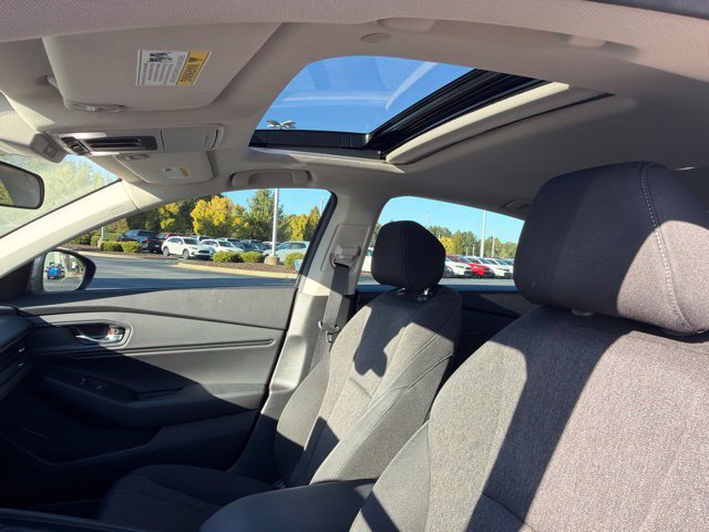 Used 2024 Honda Accord EX image 13