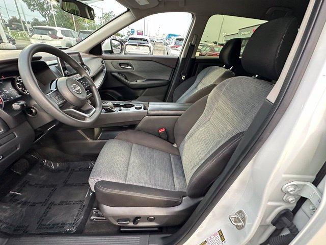 Used 2023 Nissan Rogue SV AWD/4WD image 21