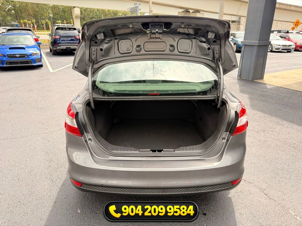 Used 2014 Ford Focus SE FWD image 26