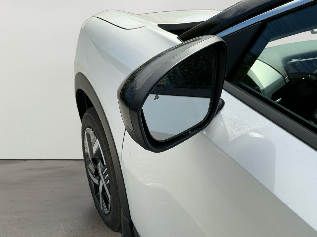 New 2027 Nissan Kicks SV w/ Cold Weather Package FWD image 11