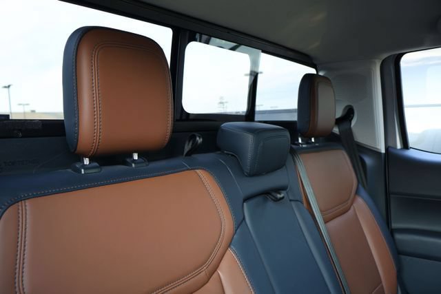 Used 2024 Ford Maverick Lariat w/ FX4 Off-Road Package AWD/4WD image 16