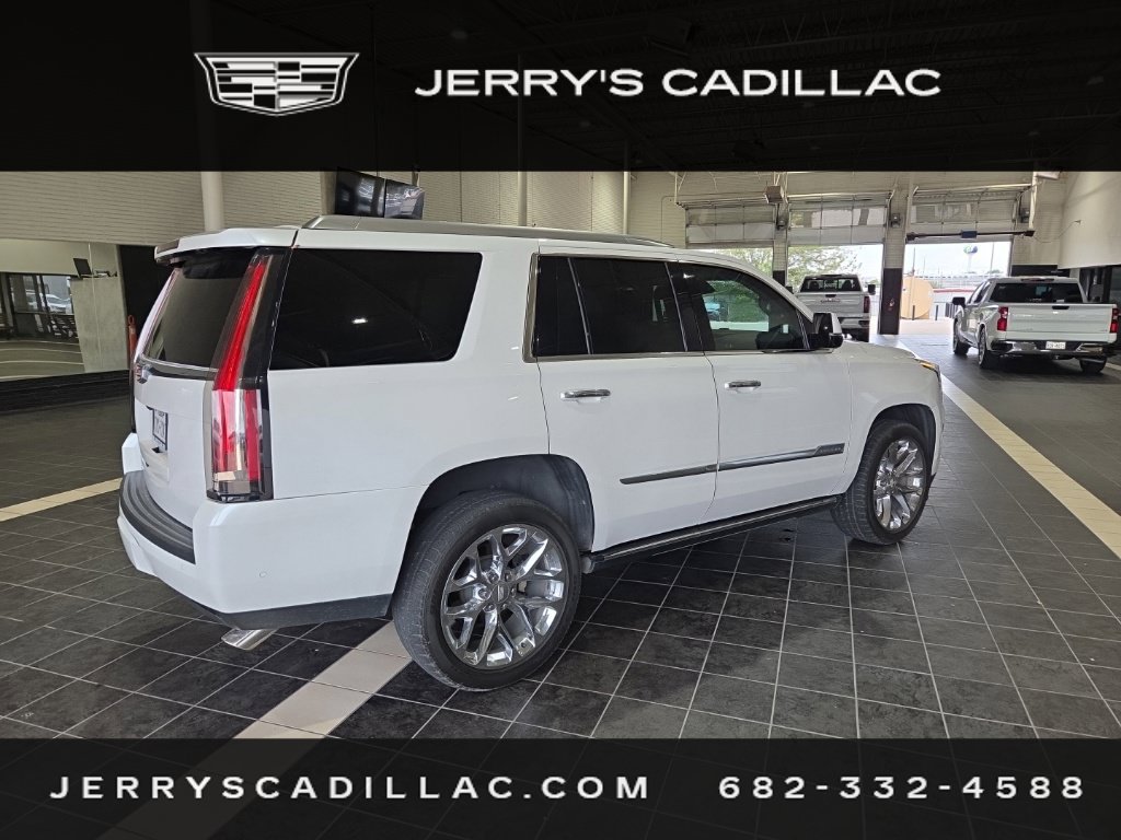 Used 2019 Cadillac Escalade Premium Luxury RWD image 5
