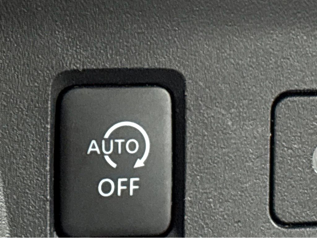 Used 2024 Nissan Sentra SV FWD image 23