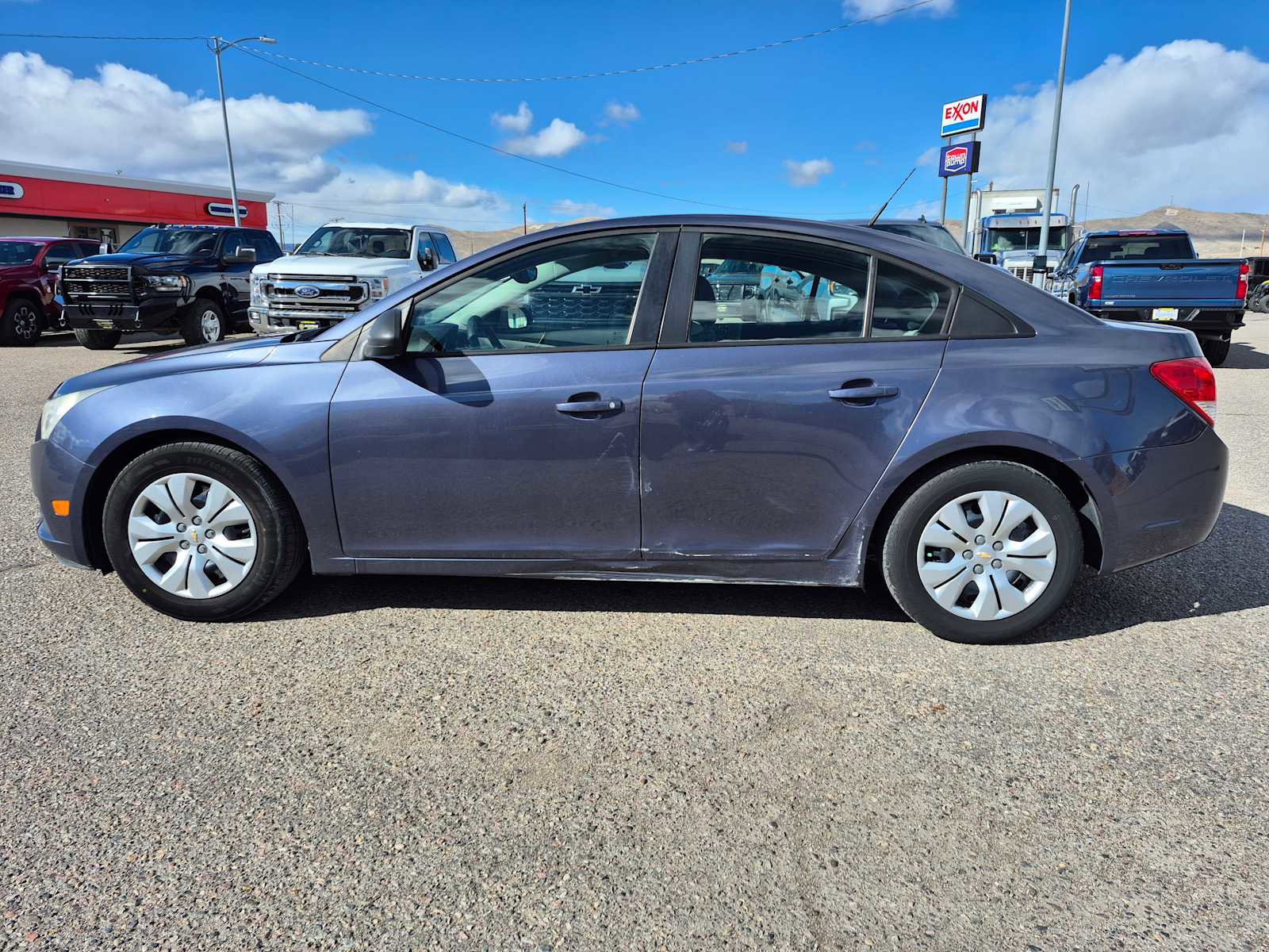Used 2013 Chevrolet Cruze LS image 7