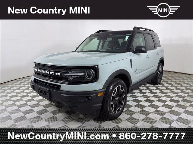 Used 2024 Ford Bronco Sport Outer Banks w/ Tech Package AWD/4WD image 3