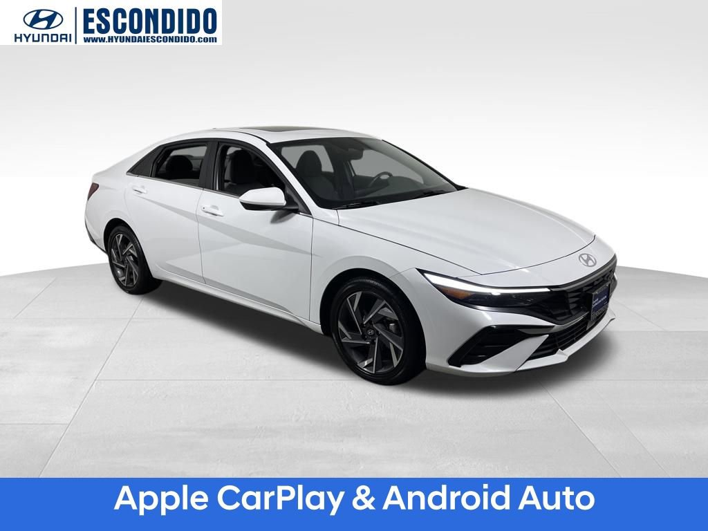 Certified 2025 Hyundai Elantra SEL image 7
