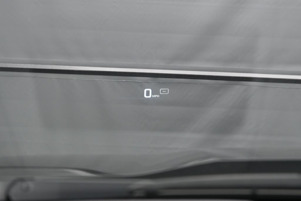 Certified 2024 Cadillac XT4 Sport AWD/4WD image 17