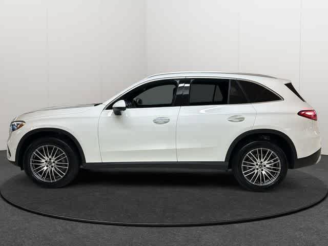 Certified 2026 Mercedes-Benz GLC 300 4MATIC image 3