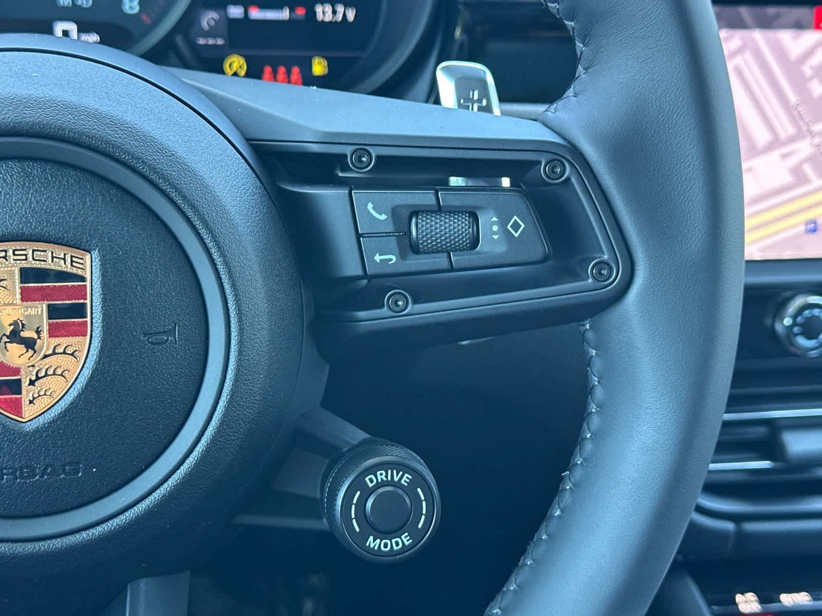 New 2026 Porsche Macan AWD/4WD image 28