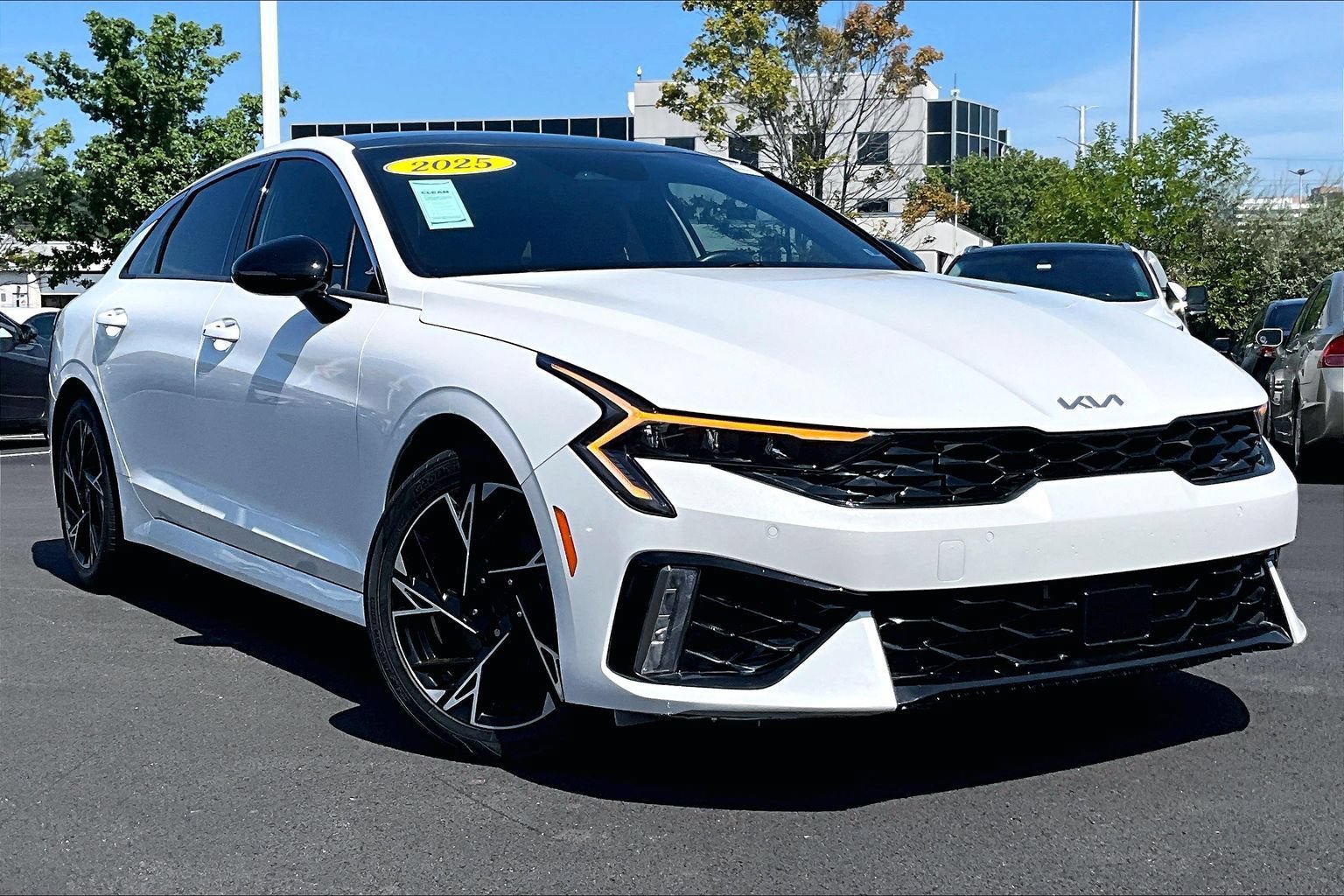 Used 2025 Kia K5 GT-Line w/ GT-Line Premium Package FWD image 2