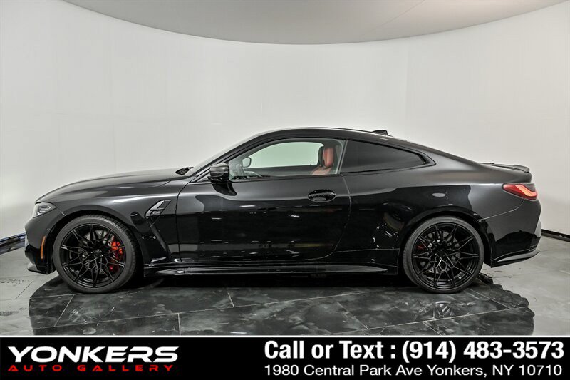 Used 2022 BMW M4 xDrive Competition w/ M Carbon Exterior Package AWD/4WD image 2