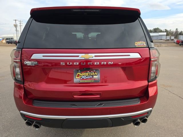 Used 2024 Chevrolet Suburban High Country image 4
