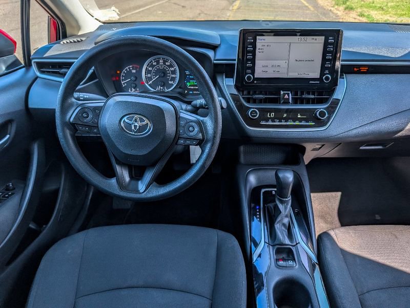 Used 2021 Toyota Corolla LE FWD image 23