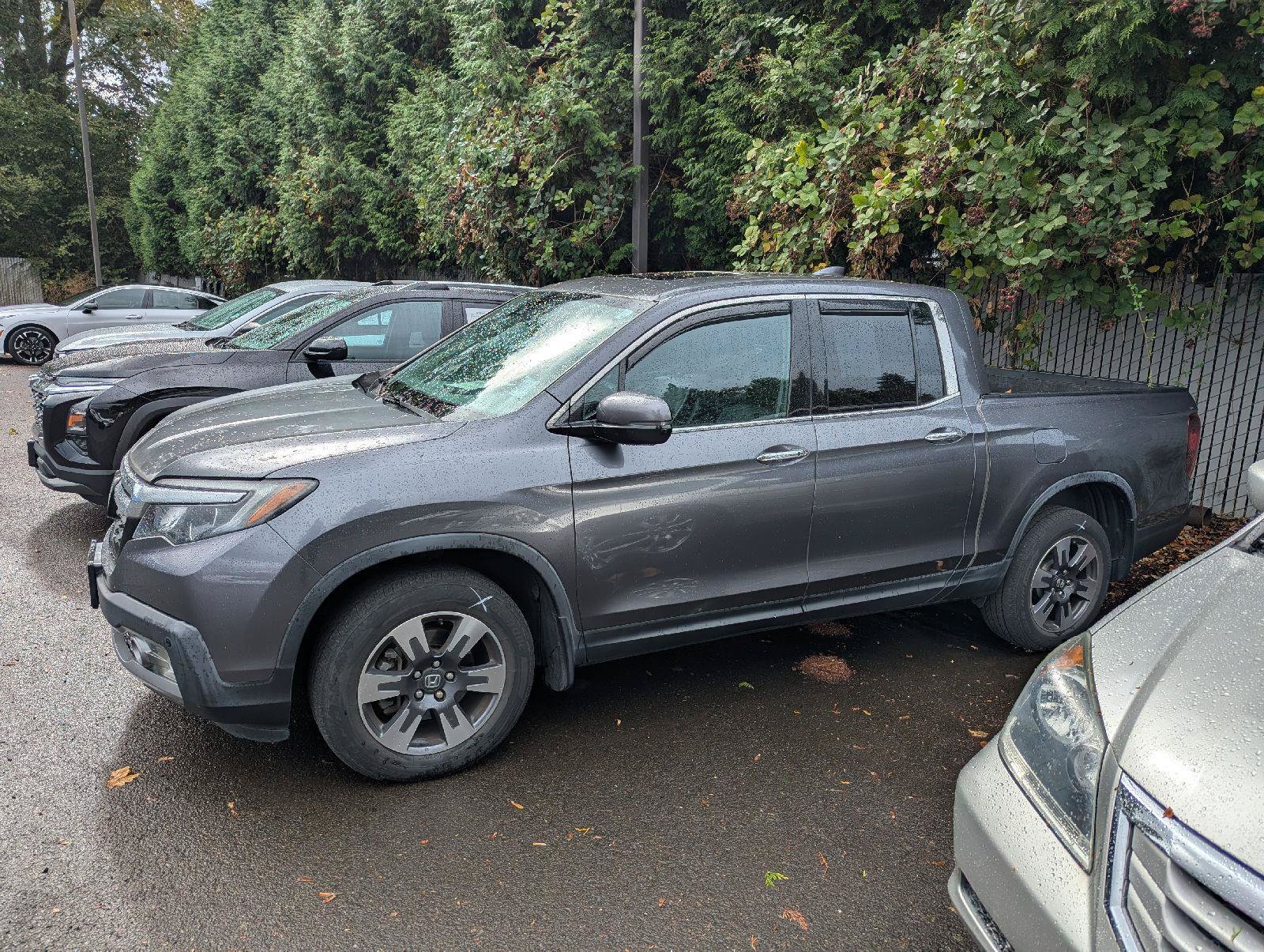 Used 2017 Honda Ridgeline RTL-E image 2