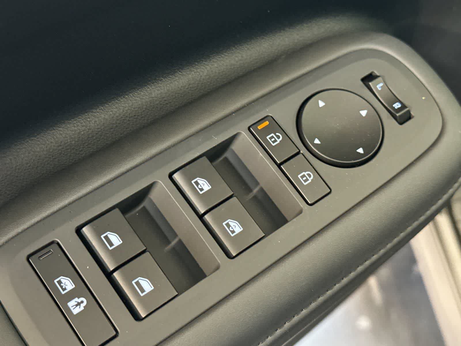 New 2026 Hyundai Santa Fe SEL FWD image 13