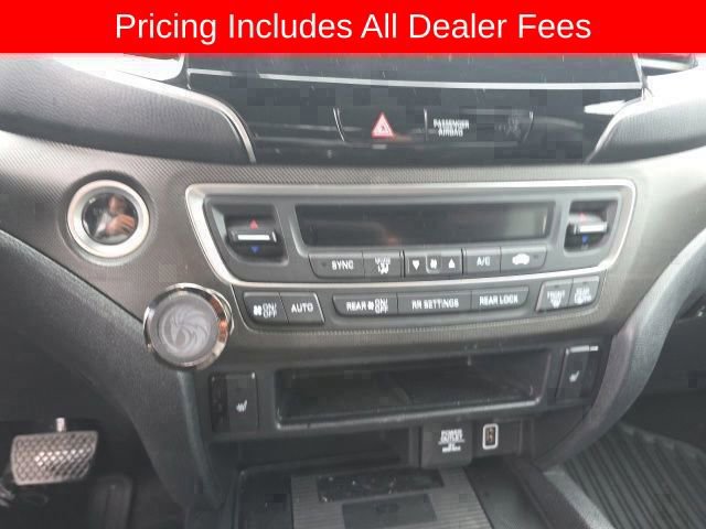 Used 2022 Honda Pilot TrailSport image 4