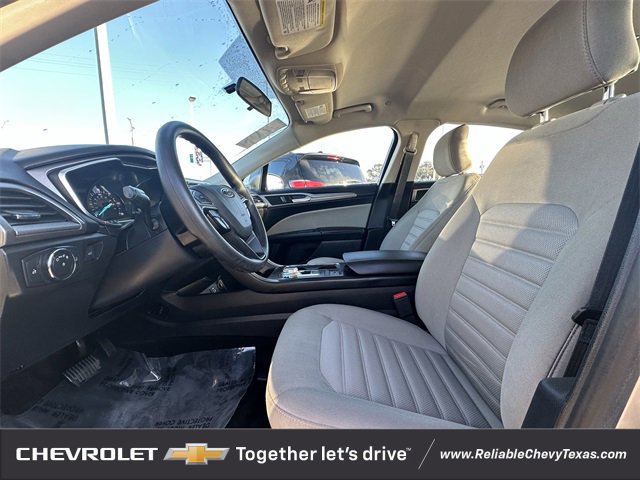 Used 2018 Ford Fusion S image 28