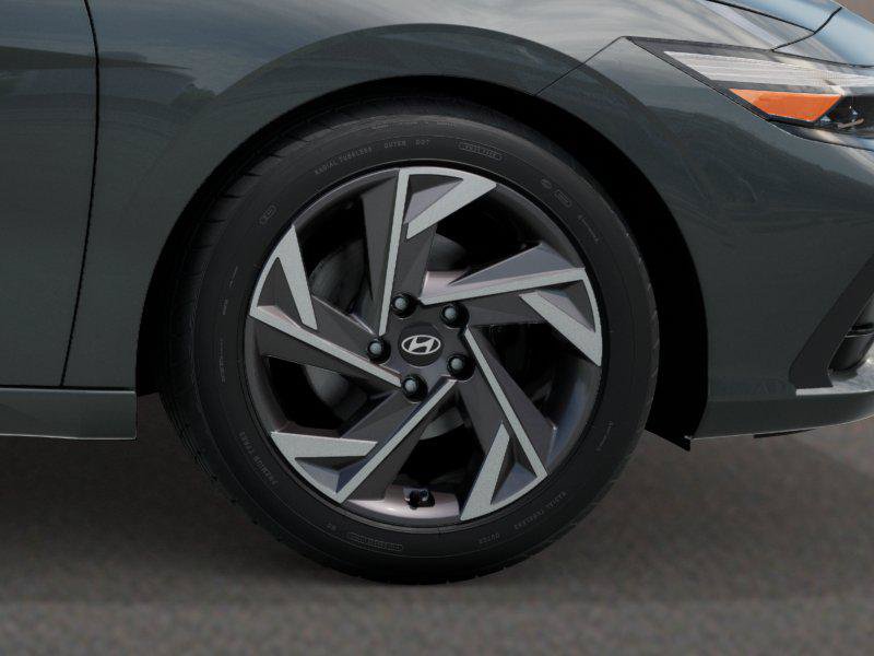 New 2026 Hyundai Elantra Limited FWD image 8