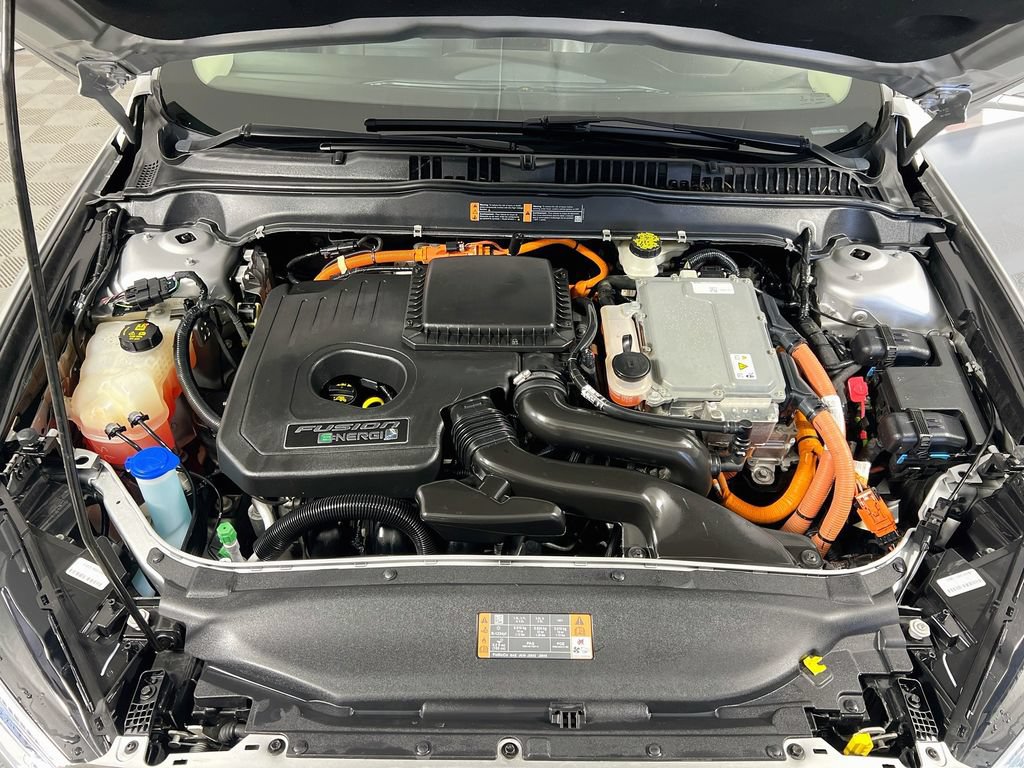 Used 2017 Ford Fusion Energi SE FWD image 30