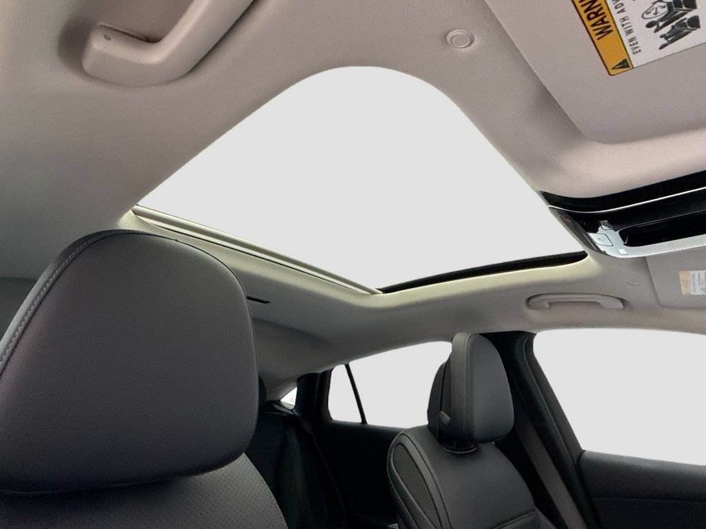 Certified 2025 Mercedes-Benz GLC 300 4MATIC image 17