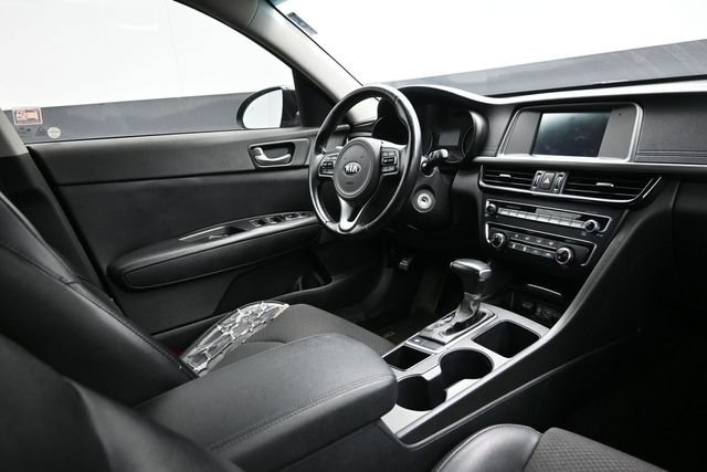 Used 2018 Kia Optima S FWD image 17